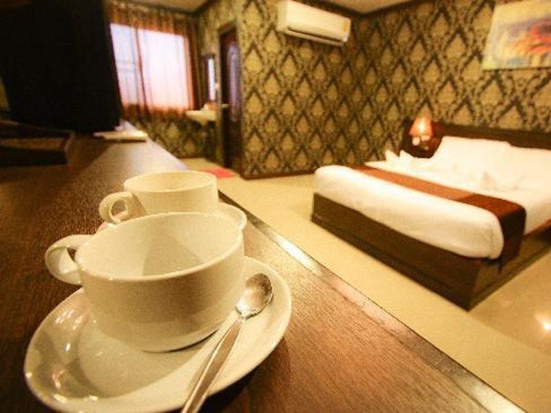 צ'יאנג מאי Romena Grand Hotel מראה חיצוני תמונה