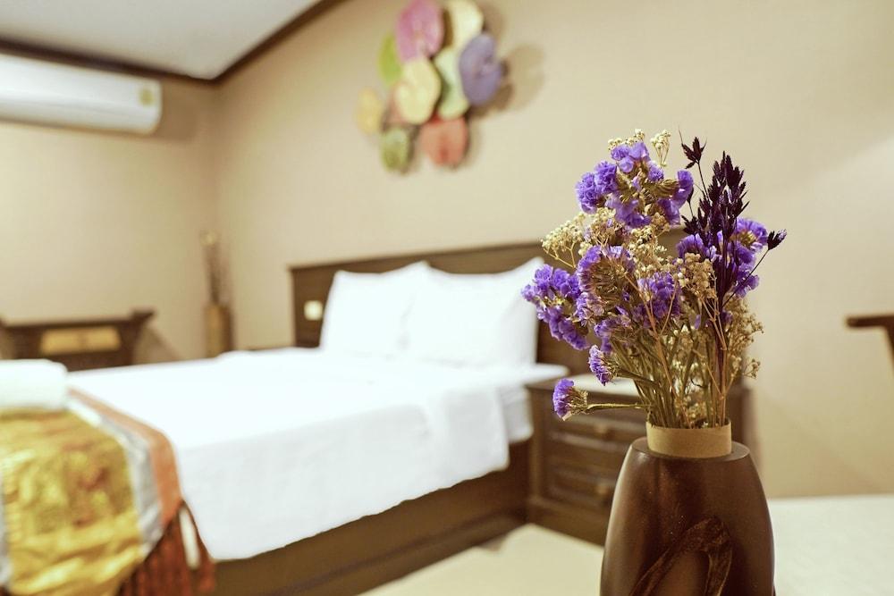 צ'יאנג מאי Romena Grand Hotel מראה חיצוני תמונה