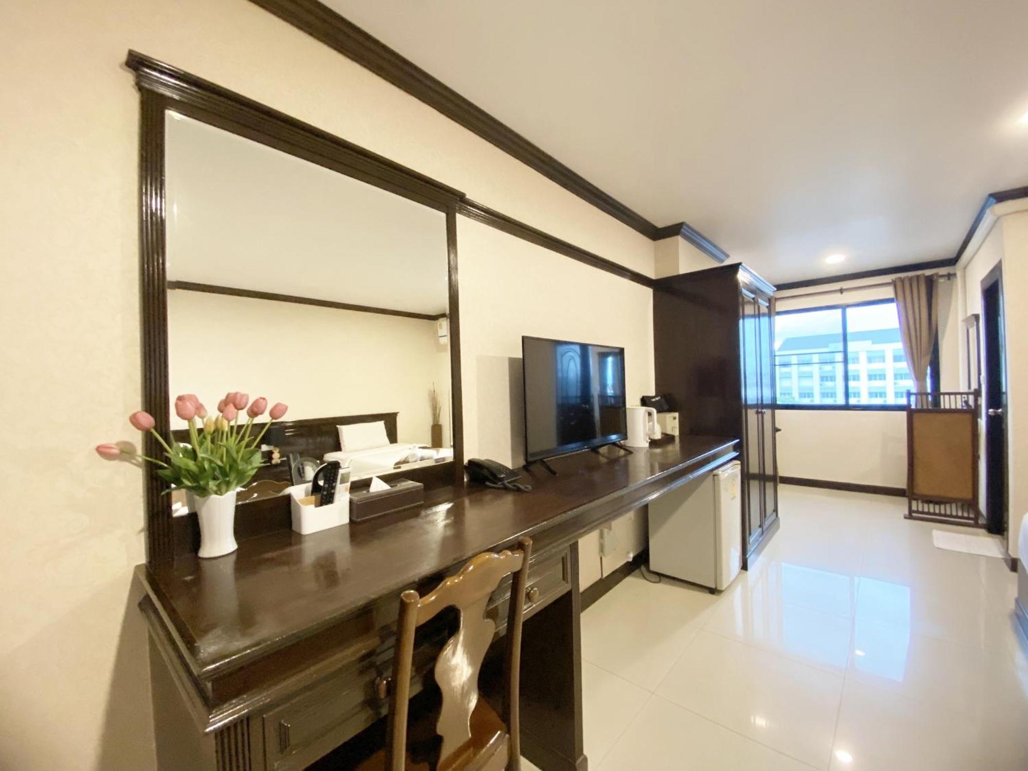 צ'יאנג מאי Romena Grand Hotel מראה חיצוני תמונה